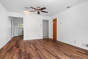 3233 Jane Ln, Haltom City, TX 76117 - Photo 12