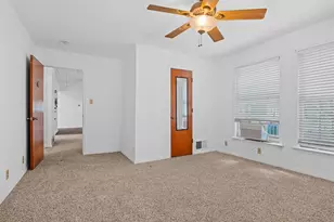 3233 Jane Ln, Haltom City, TX 76117 - Photo 16