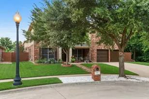 7 Saddlewood Ct, Mansfield, TX 76063 - Photo 2