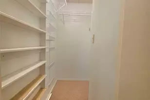 3750 Honeysuckle Ave, Fort Worth, TX 76111 - Photo 12