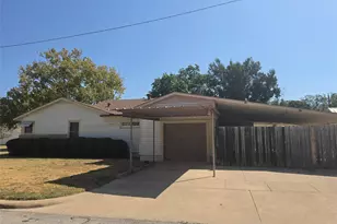 3750 Honeysuckle Ave, Fort Worth, TX 76111 - Photo 2