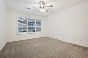 9621 Creekwood Dr, Denton, TX 76207 - Photo 14