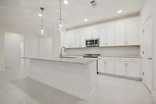 9621 Creekwood Dr, Denton, TX 76207 - Photo 10