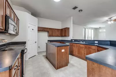 1304 Sierra Blanca Drive, Wylie, TX 75098 - Photo 4