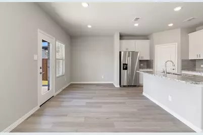 811 Rosemary Hill Drive, Princeton, TX 75071 - Photo 10
