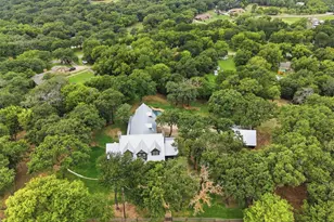 1100 Crazy Horse Trail, Burleson, TX 76028 - Photo 24