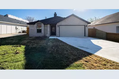 1915 Missouri Avenue, Fort Worth, TX 76104 - Photo 2