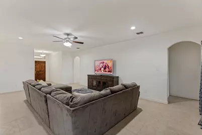 1001 Morningside Drive, Burleson, TX 76028 - Photo 6