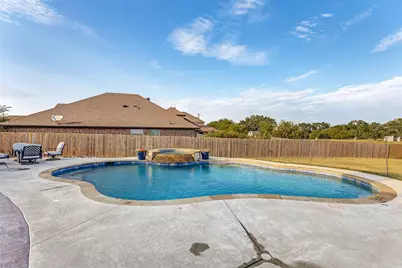 1001 Morningside Drive, Burleson, TX 76028 - Photo 30
