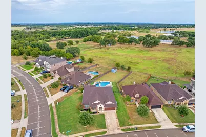 1001 Morningside Drive, Burleson, TX 76028 - Photo 34