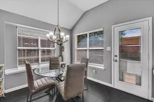 4825 Gloucester Dr, Grand Prairie, TX 75052 - Photo 12