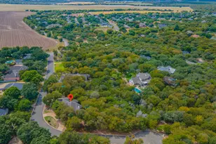 1051 Hidden Valley Ct, McGregor, TX 76657 - Photo 38