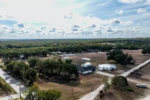 1290 Co Rd 3355, Paradise, TX 76073 - Photo 2