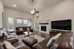 12444 Murray Ln, Frisco, TX 75035 - Photo 8