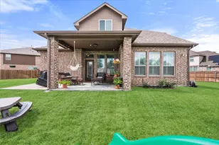 2741 Thornhill Ln, Mansfield, TX 76084 - Photo 38