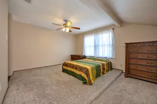 2101 Holt Rd, Arlington, TX 76006 - Photo 32