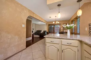 2101 Holt Rd, Arlington, TX 76006 - Photo 18