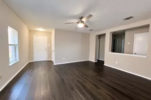 4604 Cool Ridge Ct, Fort Worth, TX 76133 - Photo 2