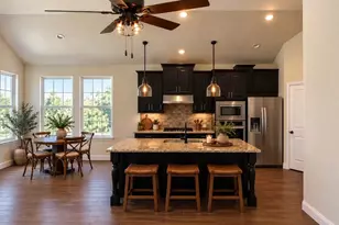 260 Gill Point Ln, Aledo, TX 76008 - Photo 2