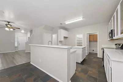 1411 Kingston Place, Providence Village, TX 76227 - Photo 6