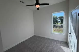 1043 Deer Is Ct, Azle, TX 76020 - Photo 22