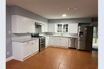 9550 Castlefield Drive, Dallas, TX 75227 - Photo 4
