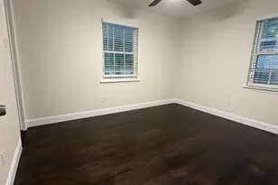 9550 Castlefield Dr, Dallas, TX 75227 - Photo 8
