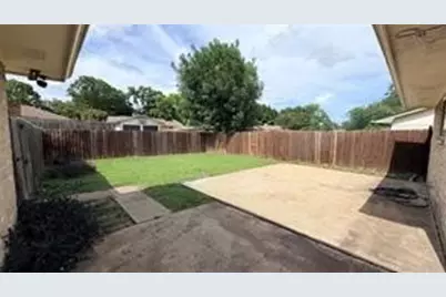 1521 Leicester Street, Garland, TX 75044 - Photo 34