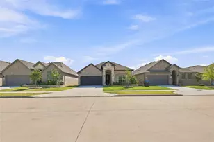 11516 Nicholson Ln, Fort Worth, TX 76244 - Photo 2
