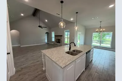 1039 Deer Island Court, Azle, TX 76020 - Photo 10