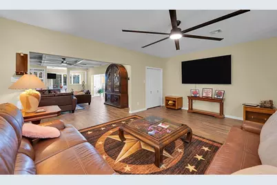 3711 Windmill Hill Drive, Waco, TX 76710 - Photo 8