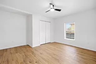 920 E Chaffin St, Sherman, TX 75090 - Photo 8