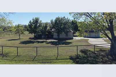 2770 County Road 4129, Cumby, TX 75433 - Photo 10