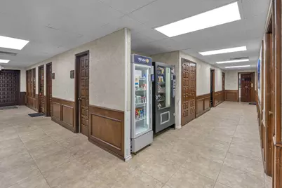 2020 W Northwest Highway #110, Grapevine, TX 76051 - Photo 12