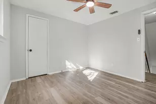 1404 Tatum Dr, Arlington, TX 76012 - Photo 22