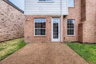 8115 Dogwood Ln, Irving, TX 75063 - Photo 28