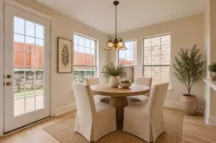 8115 Dogwood Ln, Irving, TX 75063 - Photo 12