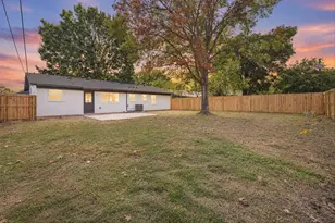 3635 Emerald Dr, Mesquite, TX 75150 - Photo 2
