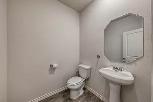 8164 Trudy Ln, Fort Worth, TX 76120 - Photo 8