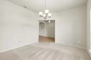 8738 Misty Bluff Ct, Dallas, TX 75249 - Photo 6