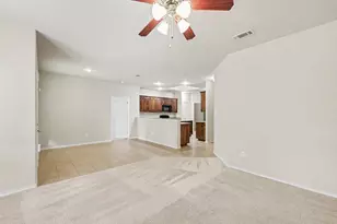 8738 Misty Bluff Ct, Dallas, TX 75249 - Photo 14
