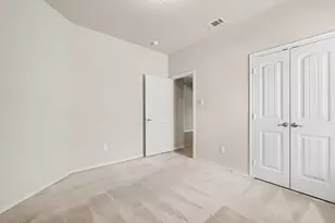 8738 Misty Bluff Ct, Dallas, TX 75249 - Photo 20