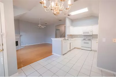 817 Stafford Station Drive, Saginaw, TX 76131 - Photo 4