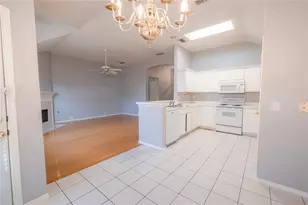 817 Stafford Station Dr, Saginaw, TX 76131 - Photo 4
