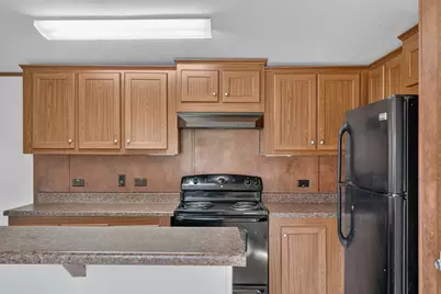 24 Spring Creek Circle, Grand Prairie, TX 75054 - Photo 16