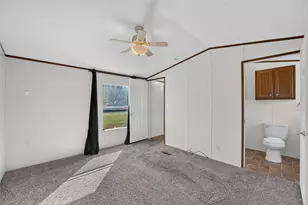 24 Spring Creek Cir, Grand Prairie, TX 75054 - Photo 22