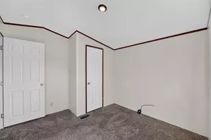 24 Spring Creek Cir, Grand Prairie, TX 75054 - Photo 26