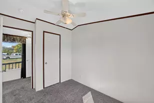24 Spring Creek Cir, Grand Prairie, TX 75054 - Photo 28