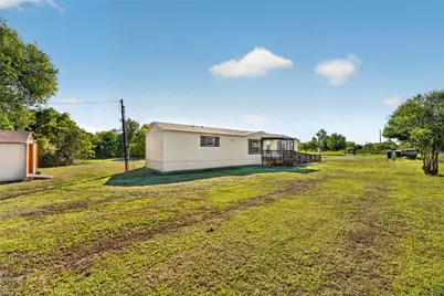 24 Spring Creek Circle, Grand Prairie, TX 75054 - Photo 8