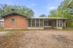 403 S Hamilton, Iredell, TX 76649 - Photo 24